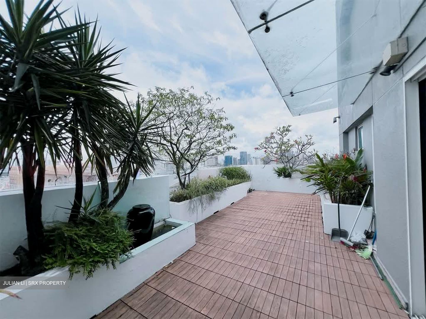 Burlington Square (D7), Apartment #575538161